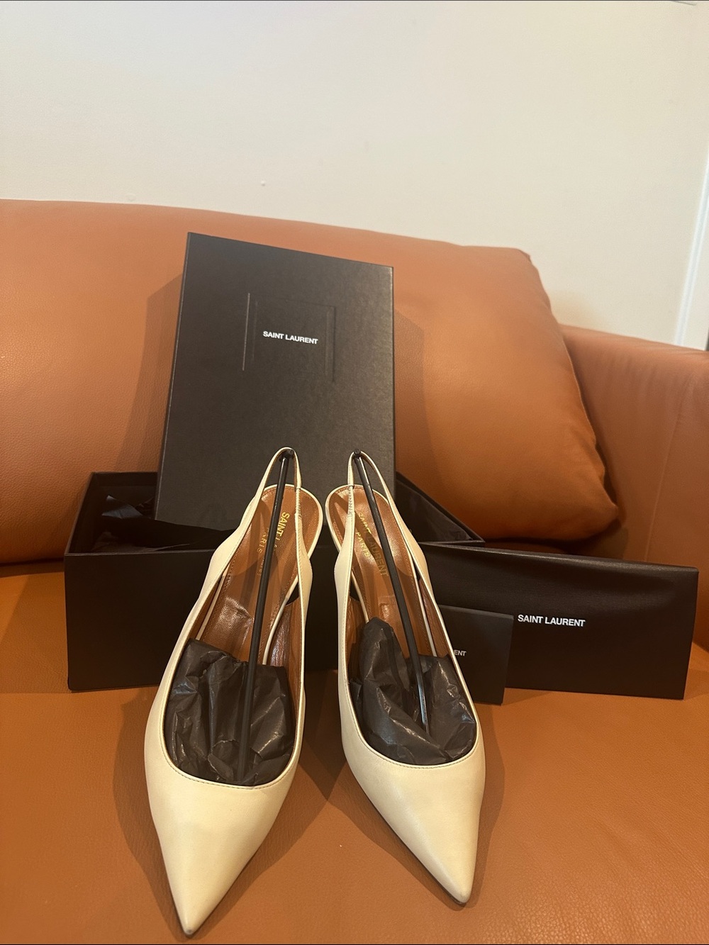 Saint Laurent Ivory Leather Pointed Slingback Pumps